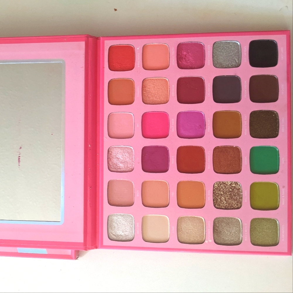 DESCONTINUED Jeffree Star Morphe Collab